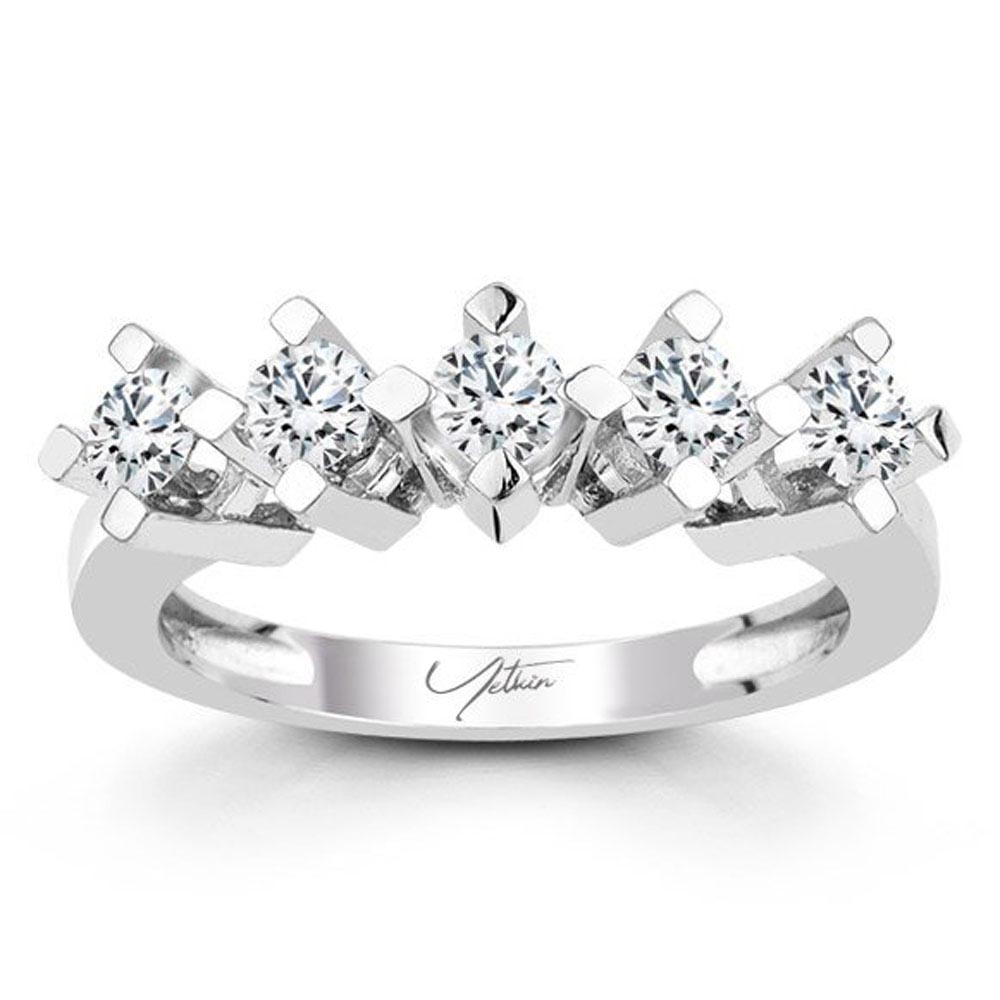 Beştaş Yüzükler 0.40 Karat Beştaş Pırlanta Yüzük (14 ayar 2.3Gr altin)