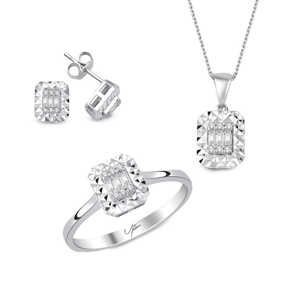 Pırlanta Takı Setler 0.27 Karat Baget Pırlanta Set (8 ayar 4.8Gr altin)
