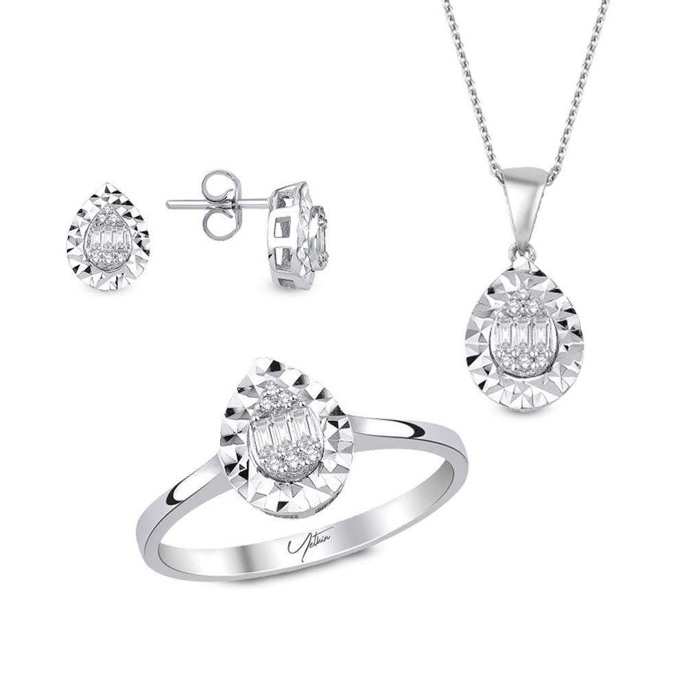 Pırlanta Takı Setler 0.32 Karat Baget Pırlanta Set (8 ayar 4.94Gr altin)